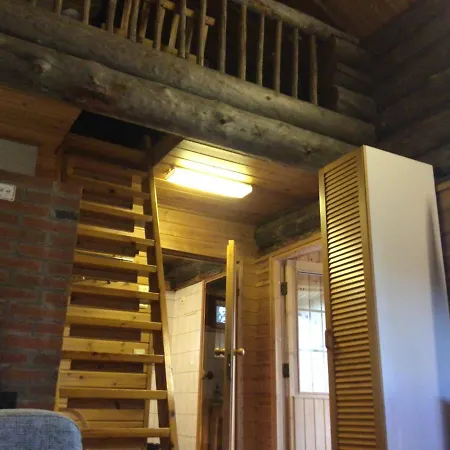 Petaejaelammen Turistimajat