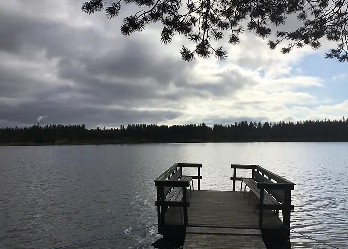 Petaejaelammen Turistimajat 木屋 库萨莫